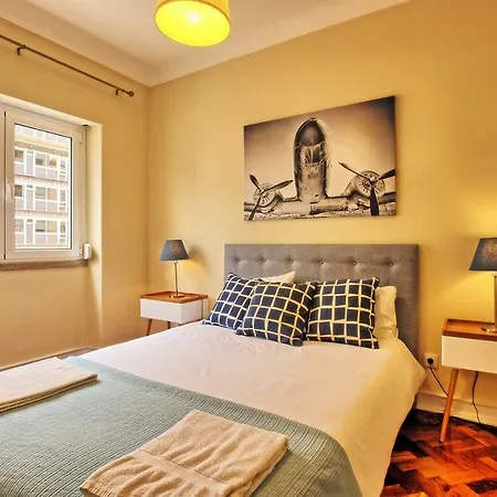Almirante 3-Four Bedrooms Lisbon Exterior photo