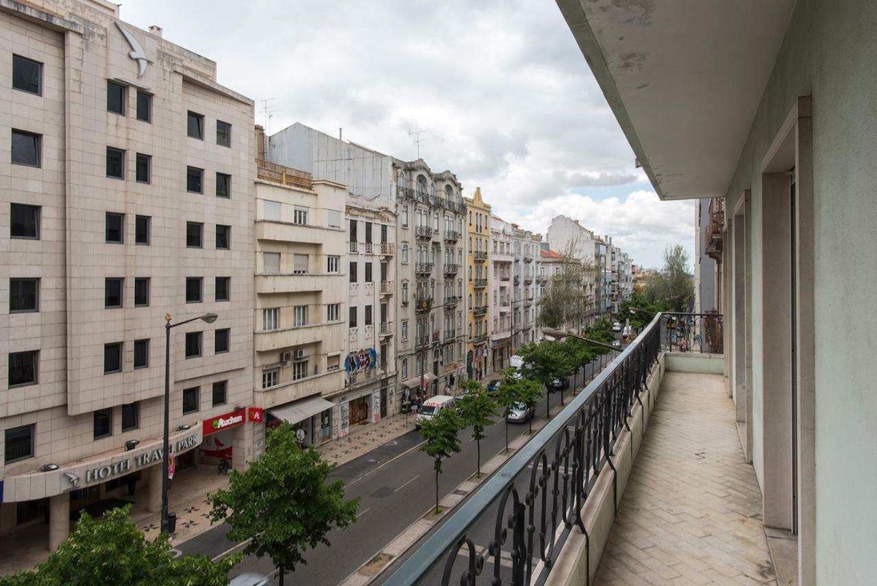 Almirante 3-four Bedrooms Lisbon