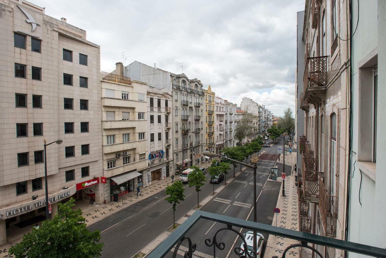 Almirante 3-four Bedrooms * Lisbon